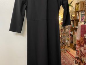 Mekko, musta, koko 38 – Niccolei