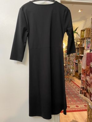 Mekko, musta, koko 38 – Niccolei