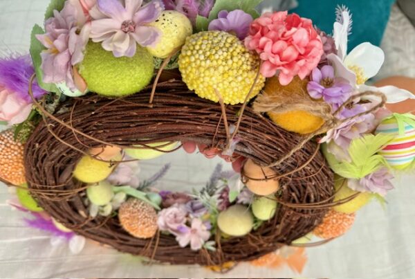 Kranssi, Kukkia ja pääsiäismunia