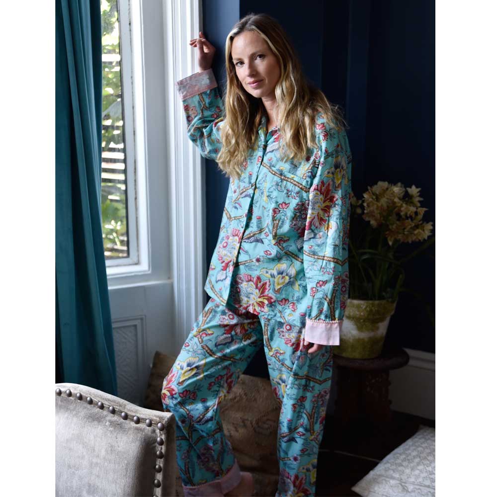 Yöpuku, Sininen orkidea, M/L