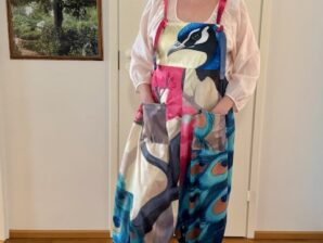 Haalari, Riikinkukko 2, yhdenkoon - Kukkaiselämää