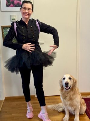 Musta joutsen -takki – tuunattu uniikki naisten takki