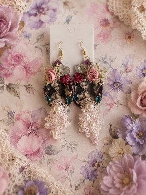 Shabby Portrait Rose – uniikit vintage shabby chic -korvakorut | Kukkaiselämää Oma mallisto
