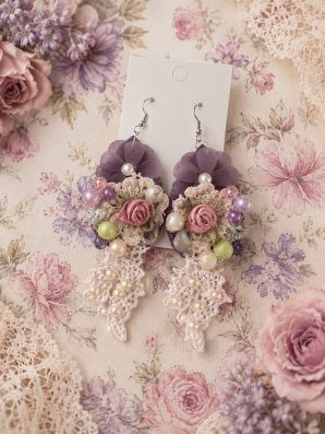 Shabby Rose Dream – uniikit shabby chic -korvakorut | Kukkaiselämää Oma mallisto