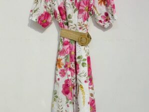 Ruusutarhan Unelma -kukkamekko, Eyelet Embroidery, vyöllä, yhdenkoon