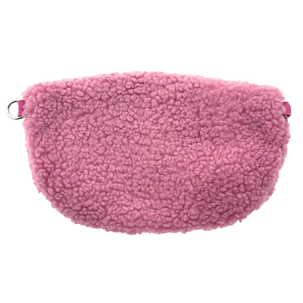 Roosa teddy laukku takaa