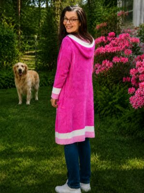 Candy Pink – pitkä hupullinen neuletakki